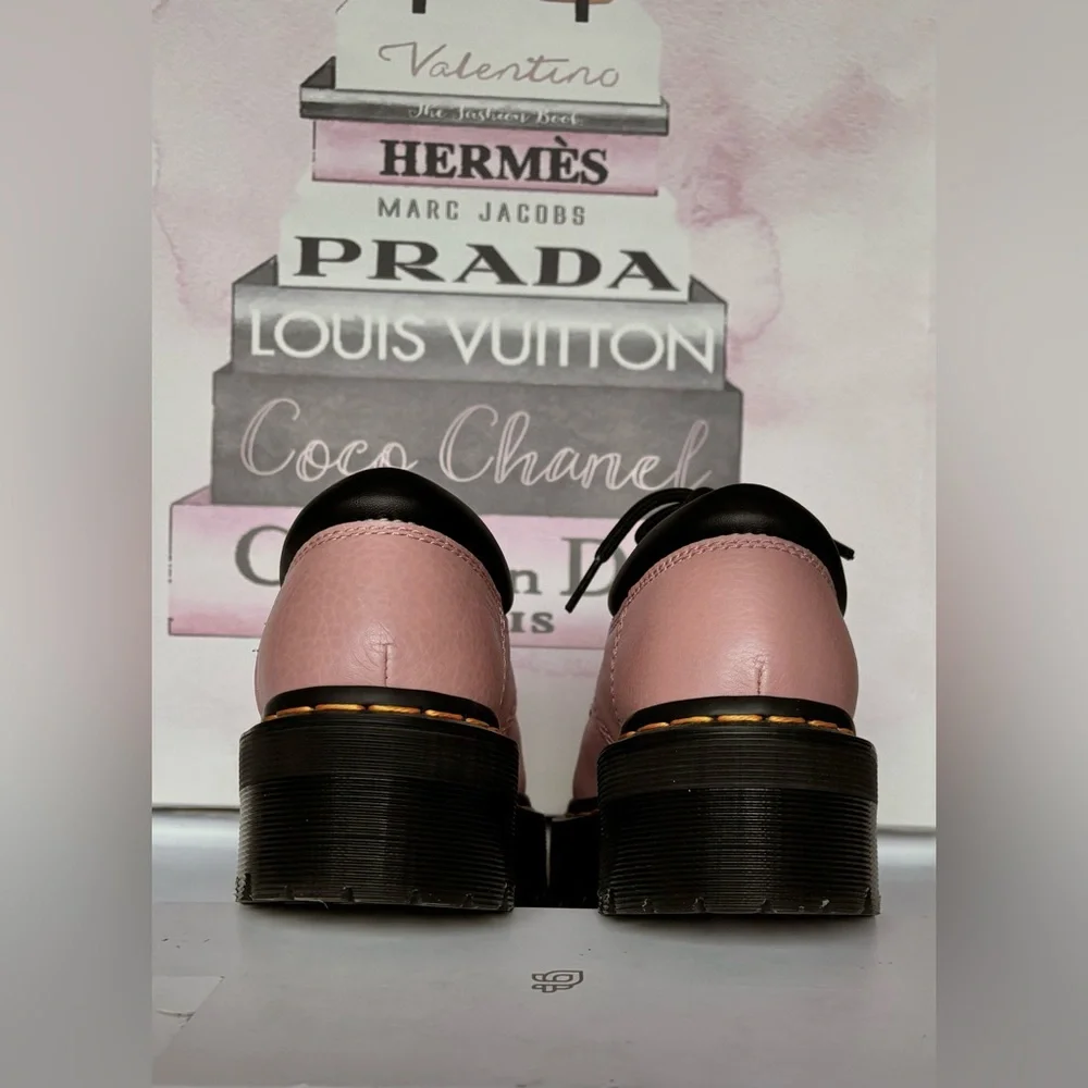 Dr. Martens 8053 Quad 2” Platform Leather Oxford shoes in Pink Color Size 6 NWOB